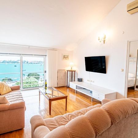 Apartment Umag Center Istria Croatia With Seaview By Rentistra Exterior photo