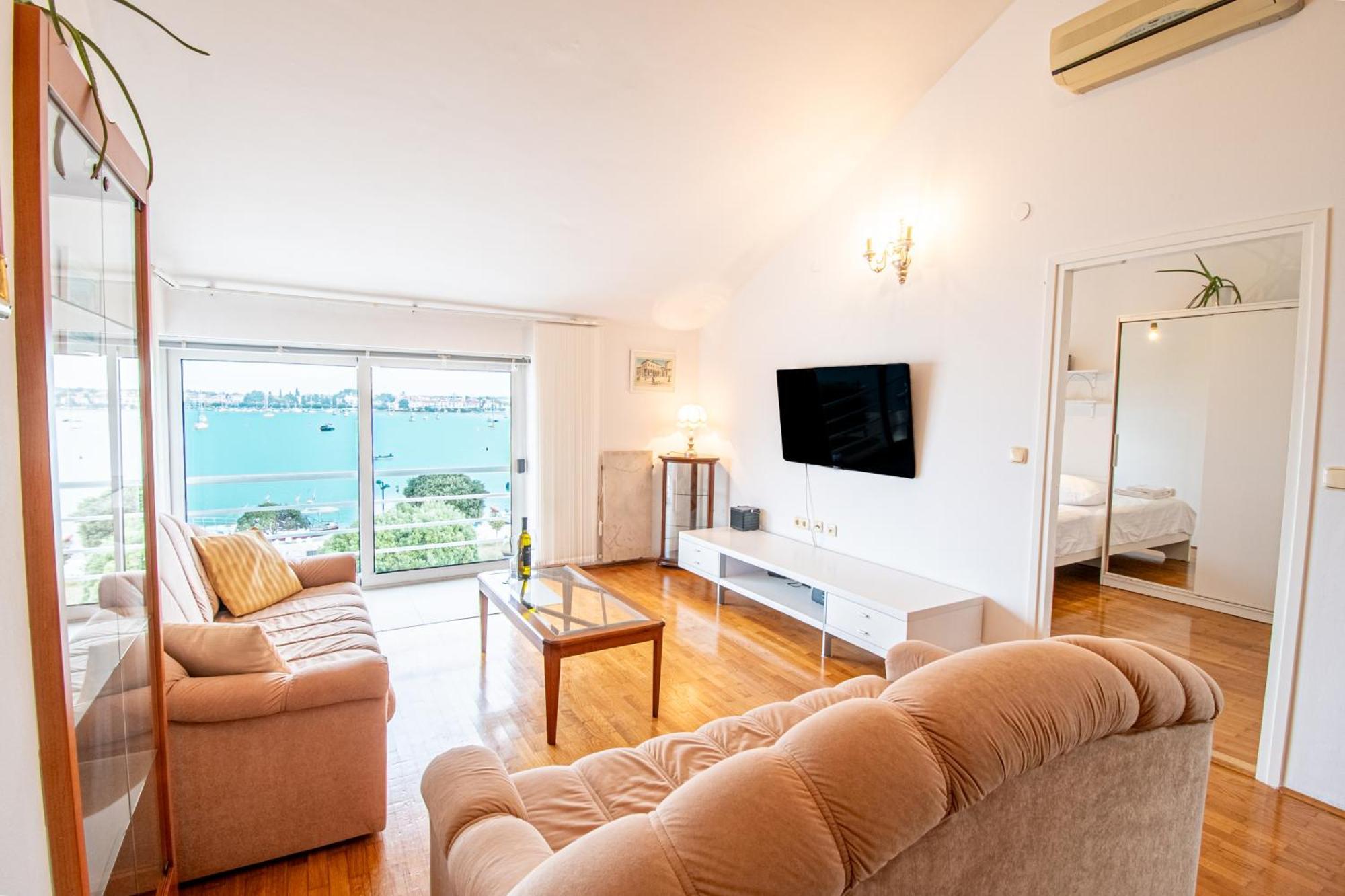 Apartment Umag Center Istria Croatia With Seaview By Rentistra Exterior photo